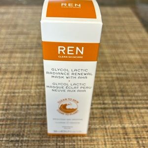 REN Radiance Renewal Mask with AHA NWOT